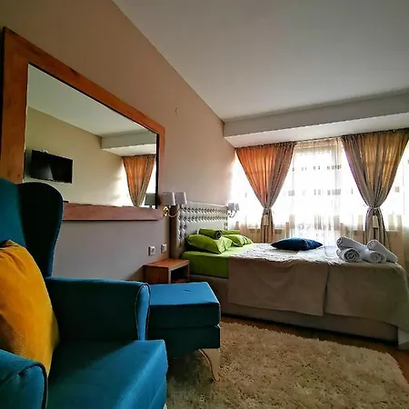 Zigen House בנסקו